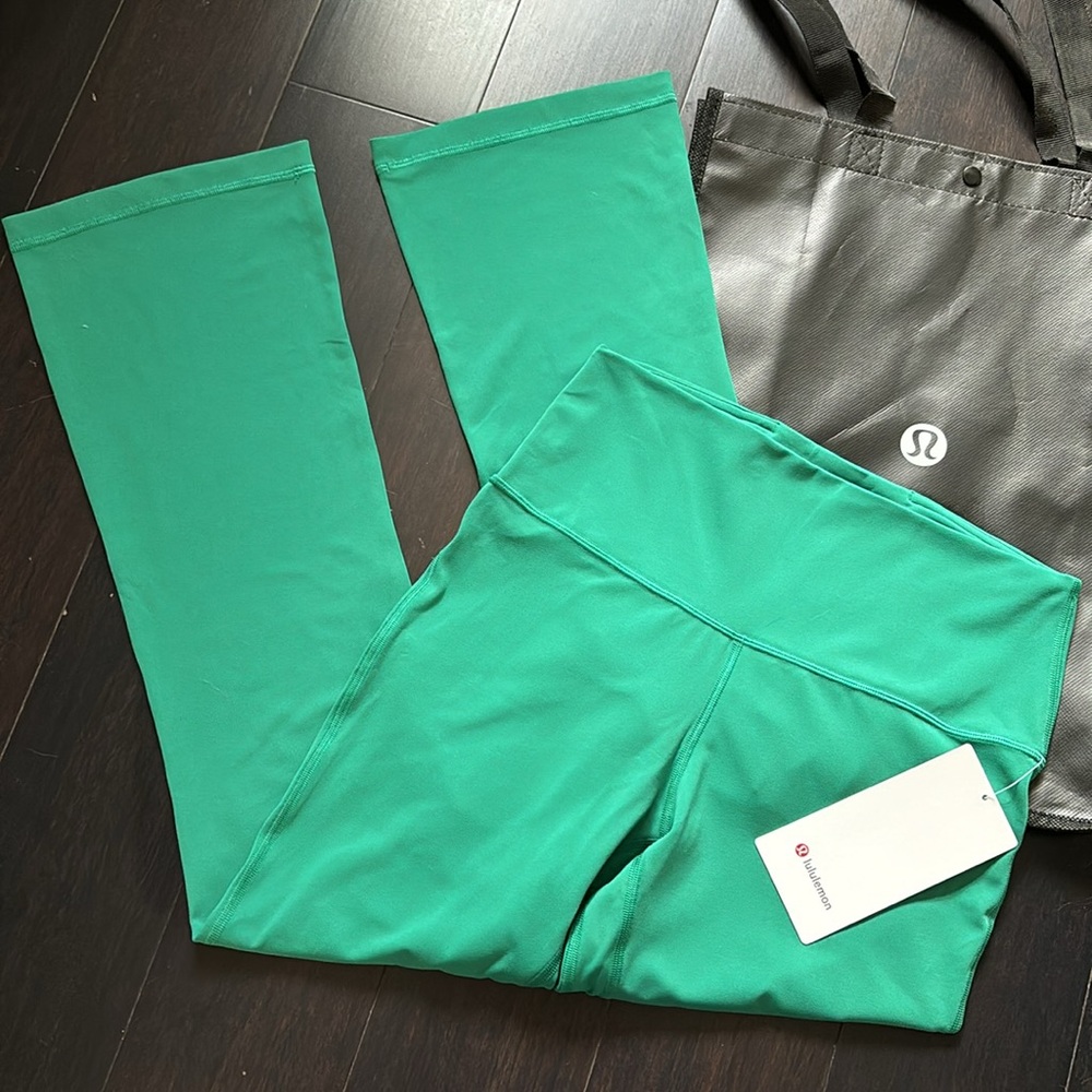 LULULEMON ALIGN MINI-FLARE PANT REGULAR LENGTH IN CASCADIA GREEN SZ 6 NWT - Picture 1 of 7